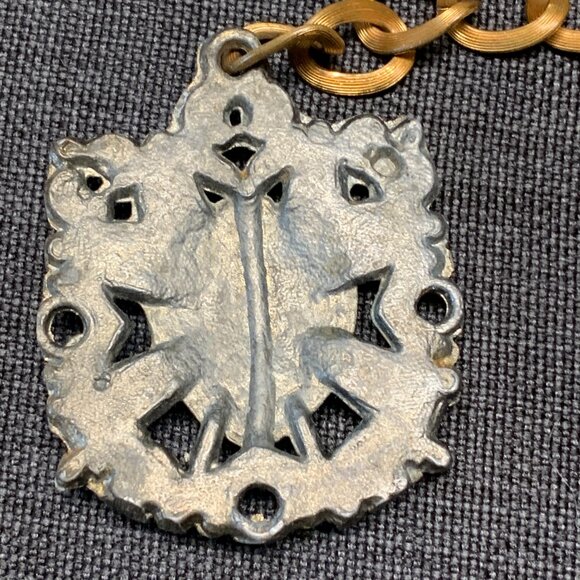 Vintage Brass Clip on Chain and Metal Medallion Pendant ~34 “USA - Picture 4 of 7